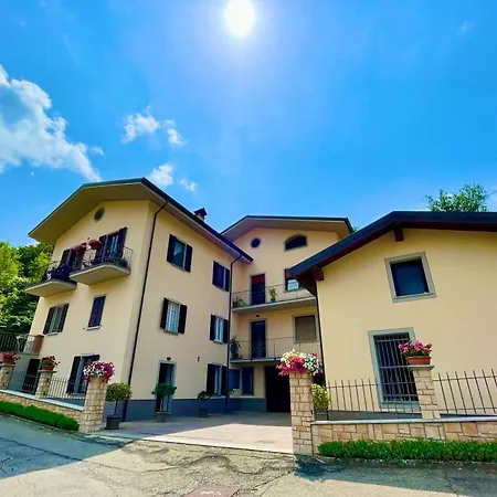 Le Due Gemme Marsaglia Bed & Breakfast